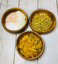 Load image into Gallery viewer, Stress Relief Organic Spa Set