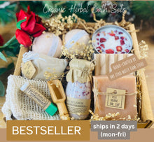 Load image into Gallery viewer, Organic Spa Gift Set, Rose Spa Set