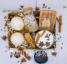 Load image into Gallery viewer, Winter Spice Organic Spa Set