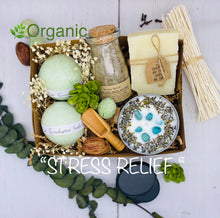 Load image into Gallery viewer, Stress Relief Organic Spa Gift Set